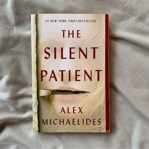 Alex Michaelides The Silent Patient paperback